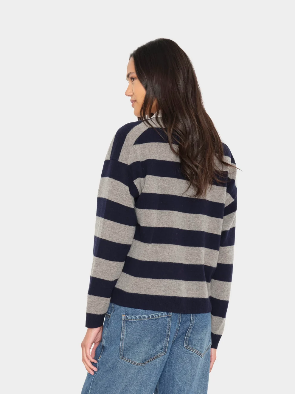 Xirena Braxton sweater Midnight gray