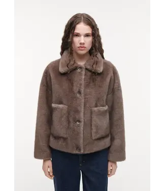 Studio AR Faje faux mink jas Pebble