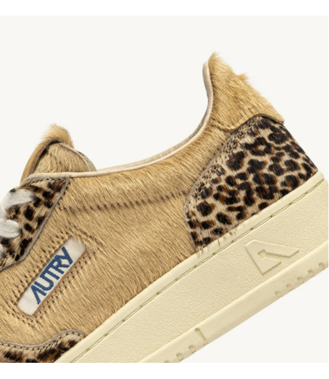 Autry Medalist low wom JA02 sneakers mix pony/safari Leo/zebra/ivory