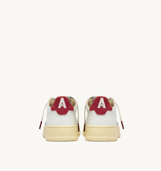 Autry Medalist low wom BJ01 leather/suede/logo sneakers White/deep claret