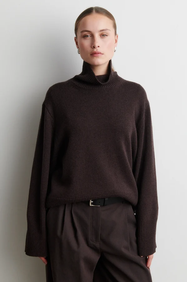 Second Female Alpha knit T-Neck Dark brown melange