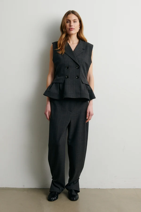 Second Female Anjou waistcoat Dark grey melange