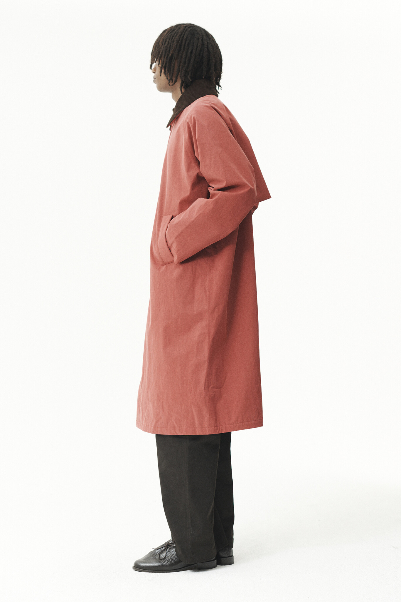 Welter Shelter Long coach washed tencel cordu jas Faded cherry