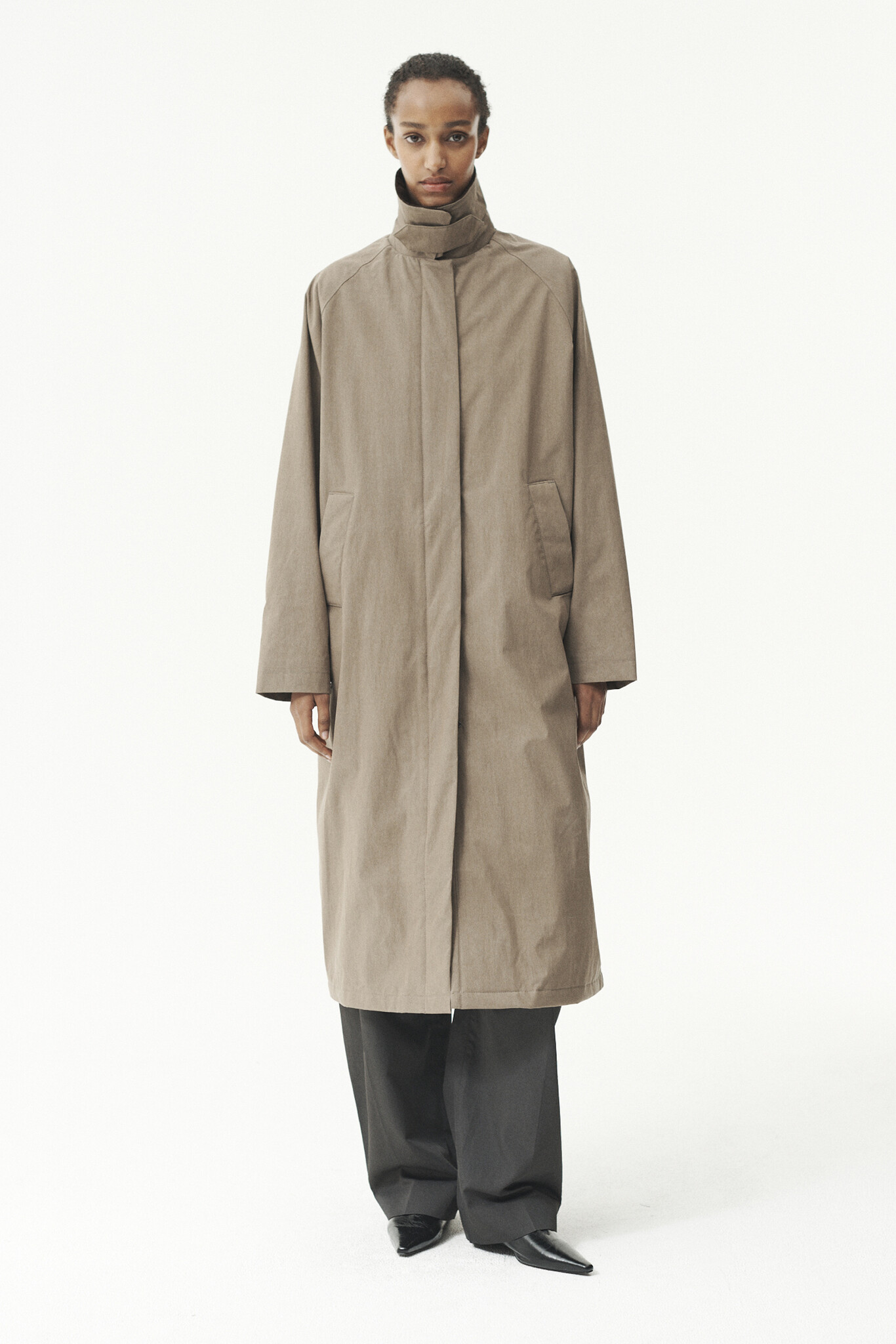 Welter Shelter Long coach washed tencel cordu jas Faded camel