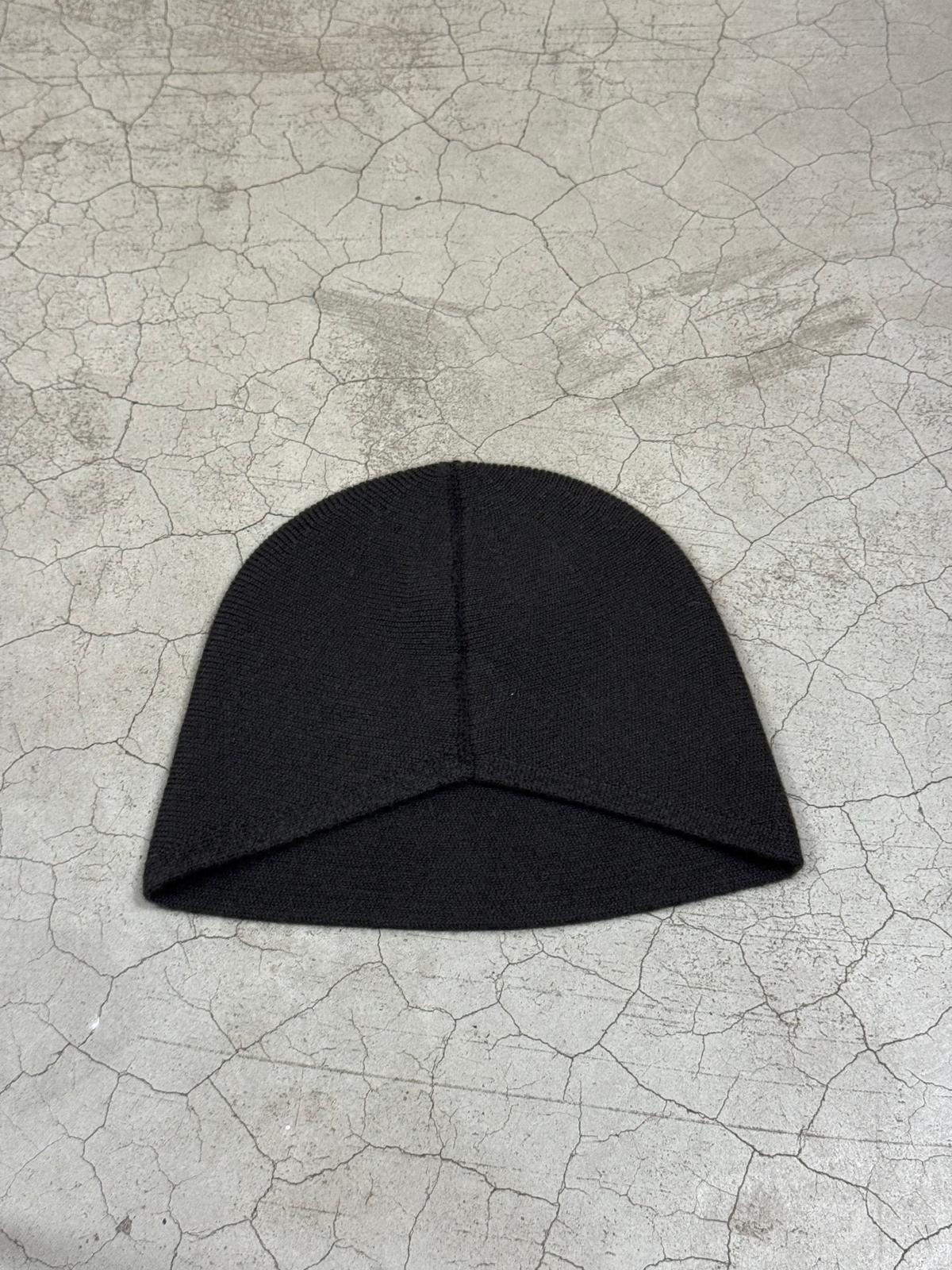 Lisa Yang Birtgitte hat dark fern