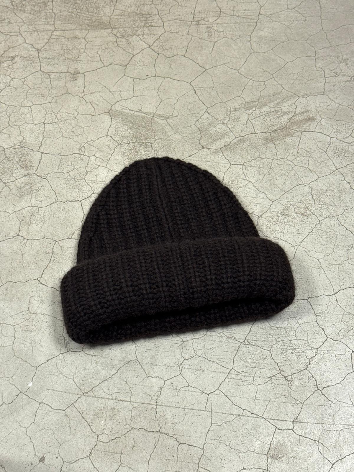 Lisa Yang Beatris beanie Dark oak