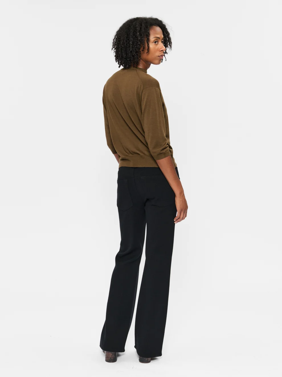 6397 Perfect V-neck Ebony