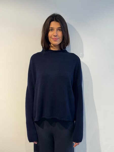 Lisa Yang Sandy sweater Navy