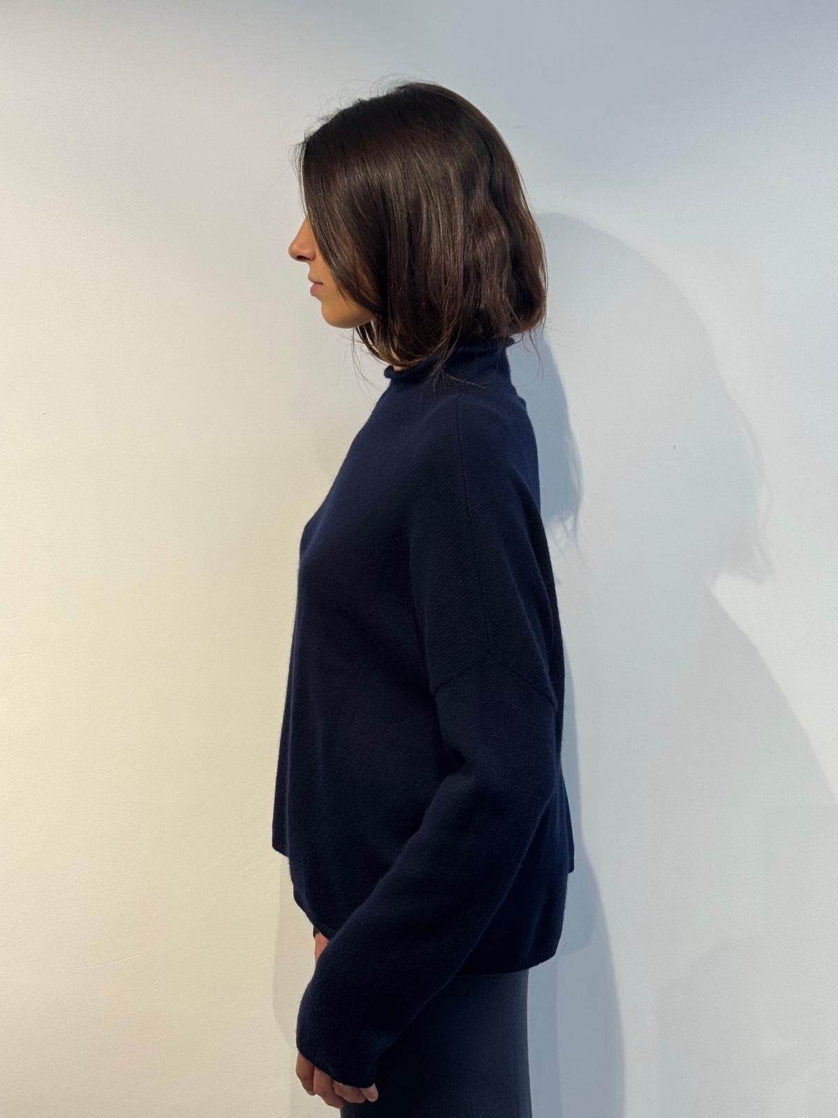 Lisa Yang Sandy sweater Navy