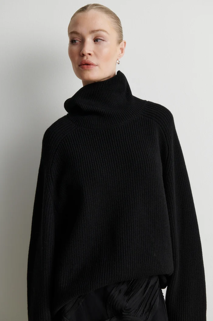 Second Female Ettas knit T-neck Black