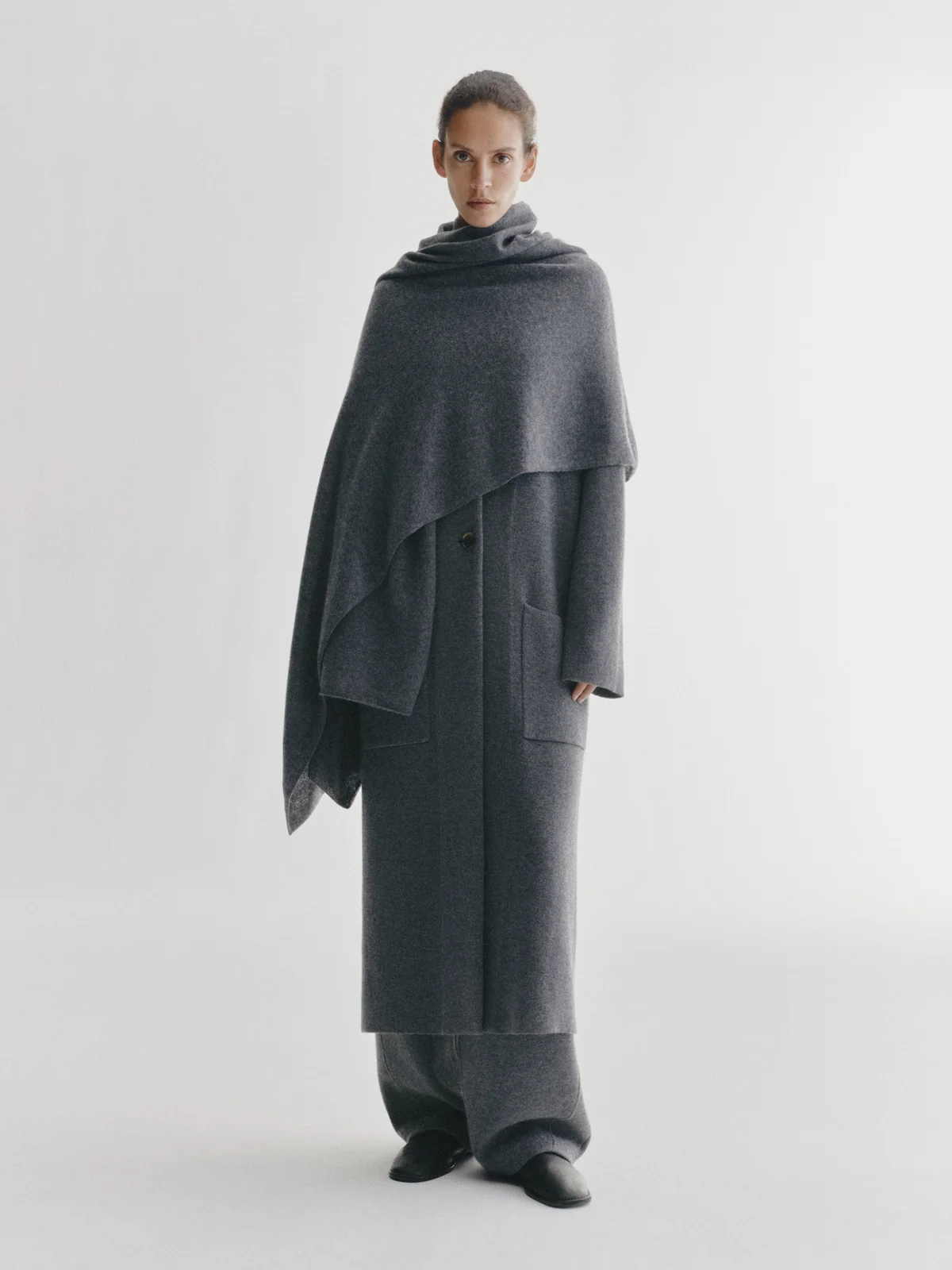 Lisa Yang Paris scarf Graphite