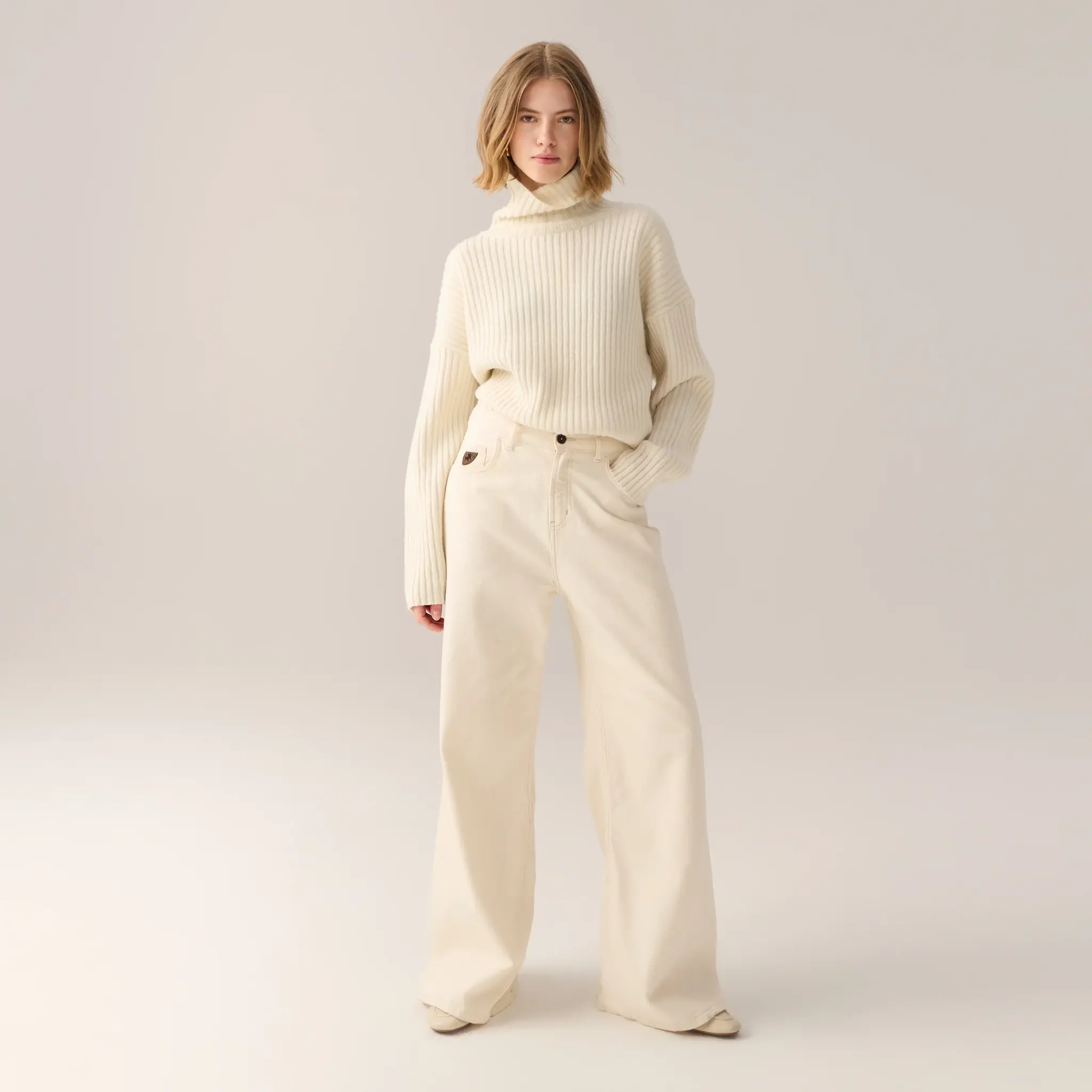 Lois Skater flare jeans Ecru wool Rinse