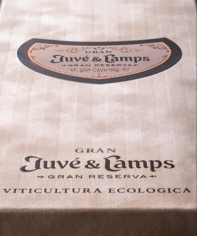Juvé & Camps Gran Juvé & Camps, Gran Reserva 2018 (in suède giftbox)