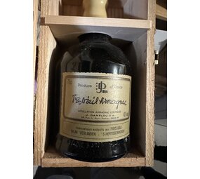 Fine & Rare J. Danflou Tres Vieil Armagnac 0.7L Fine & Rare J. Danflou Tres Vieil Armagnac 0.7L