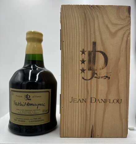 Fine & Rare  J. Danflou Tres Vieil Armagnac 0.7L
