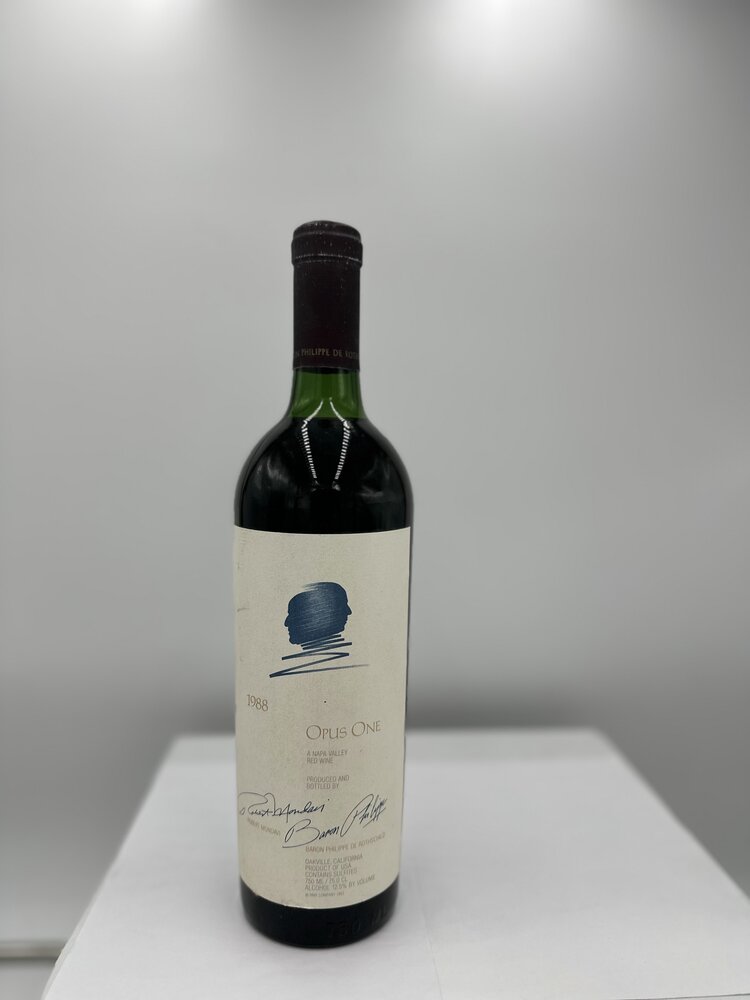 Fine & Rare Opus One, Napa Valley 1988 Fine & Rare Opus One, Napa Valley 1988