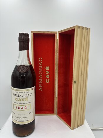 Fine & Rare  Armagnac Cavé Sarl 1942