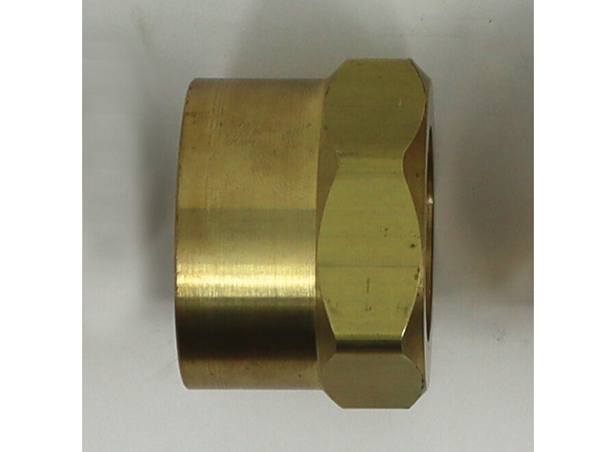 Ball check union nut