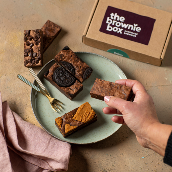 Vegan Double Chocolates, Vegan Oreo,  Vegan Originals & Vegan Speculoos (12 stuks)