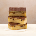 Premium: Pistache Framboos Blondies