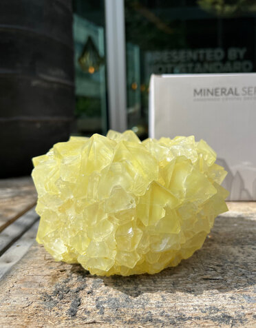 mineral series by isaac monte isaac monte mineral series theelicht geel