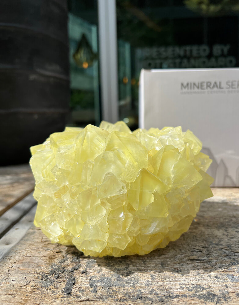 mineral series by isaac monte isaac monte mineral series theelicht geel