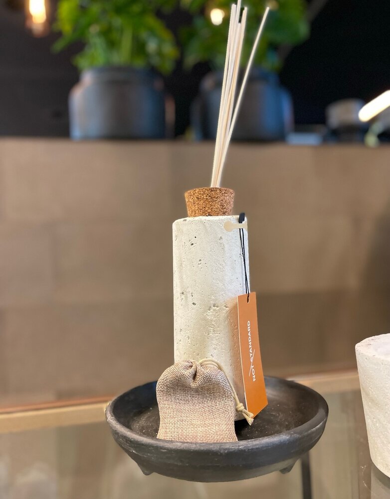 mon dada geschenkset urban candle & diffuser ecru golden hour