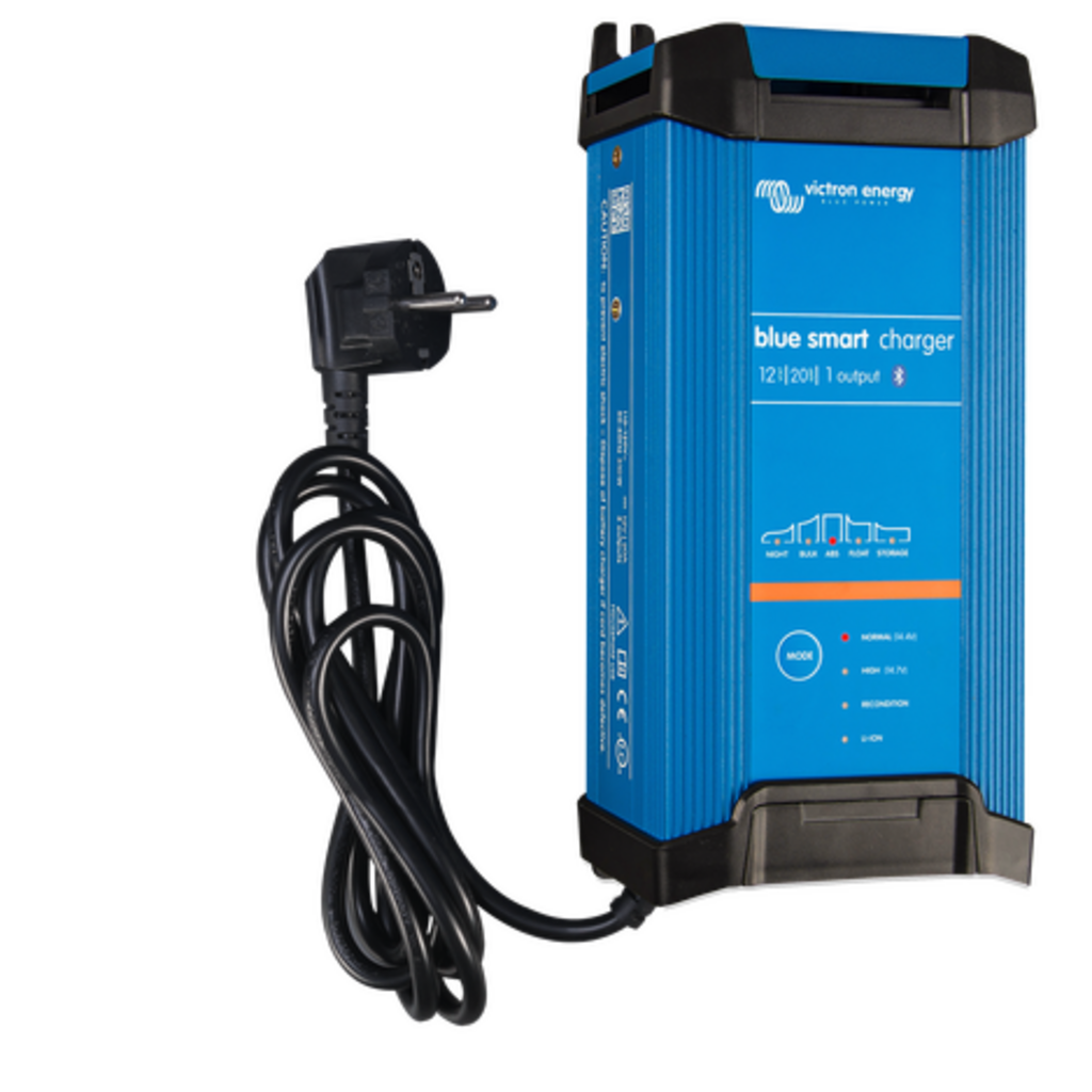 Victron Energy Victron acculader IP22 12V 30A (3)