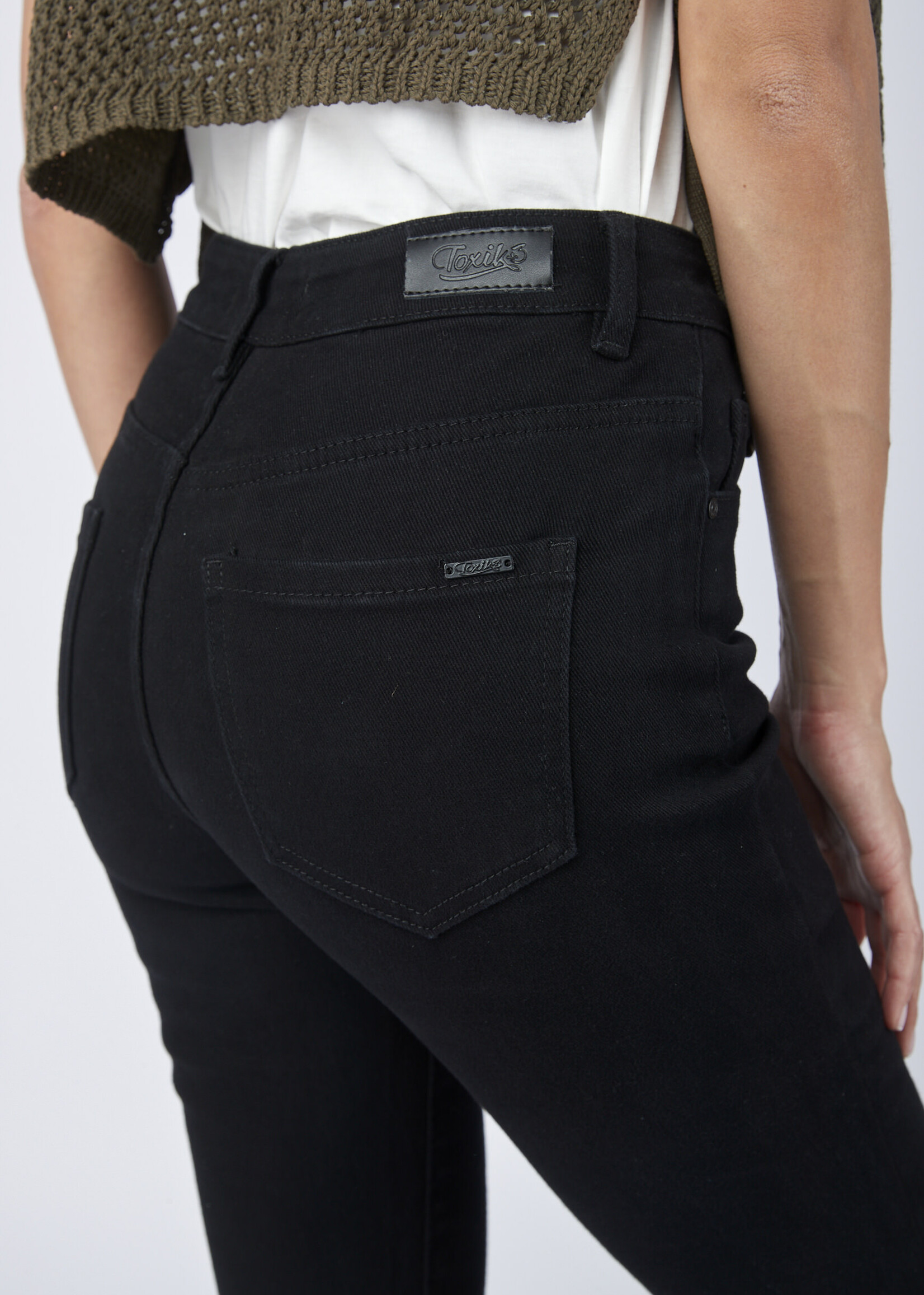 TOXIK3 JEANS MET OLIFANTENPIJPEN - MELODY