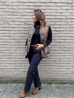 VESTE LEOPARD SANS MANCHES