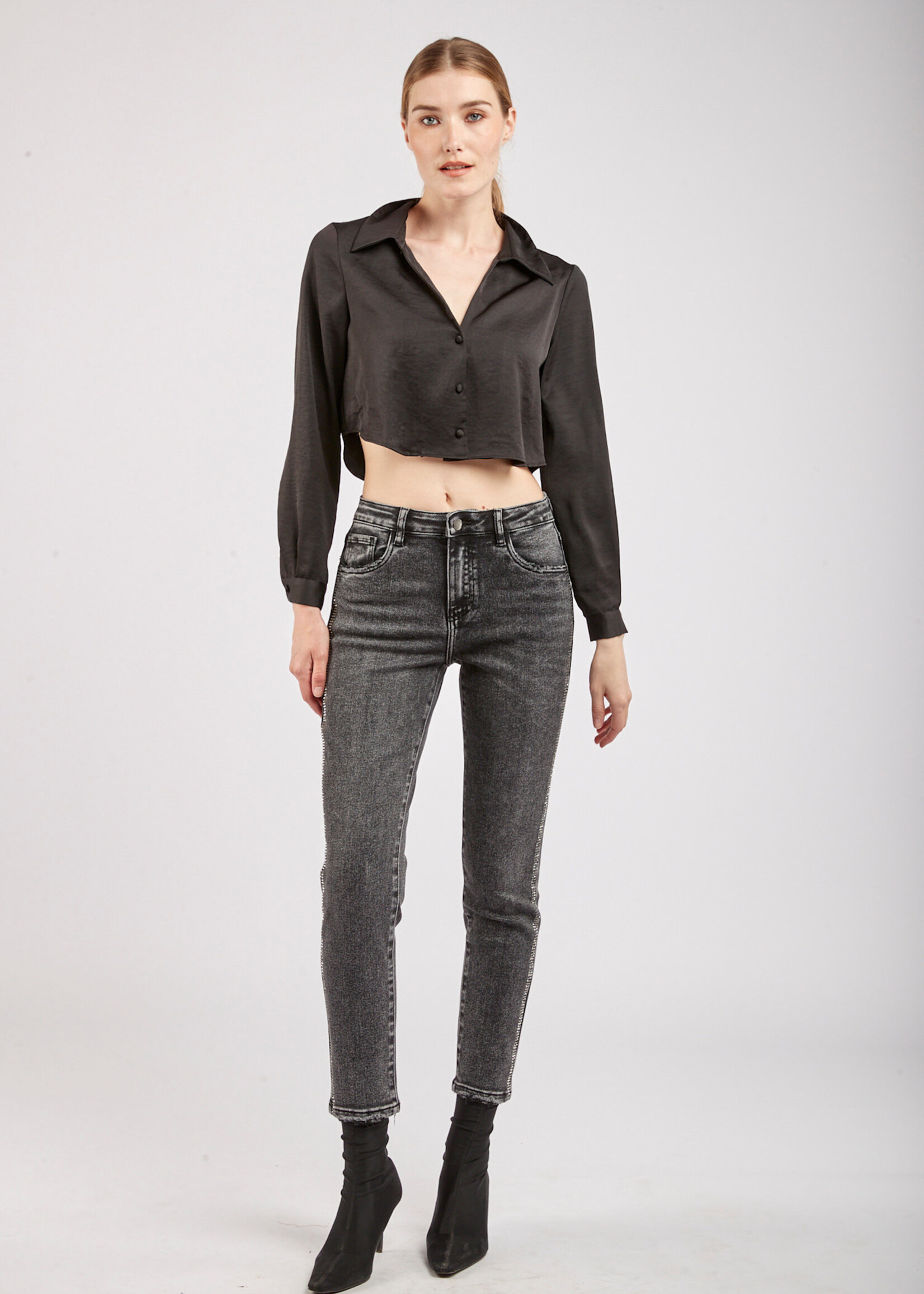 TOXIK3 VERVAAGDE JEANS MET STRASS ZIJDETAIL - BRIS