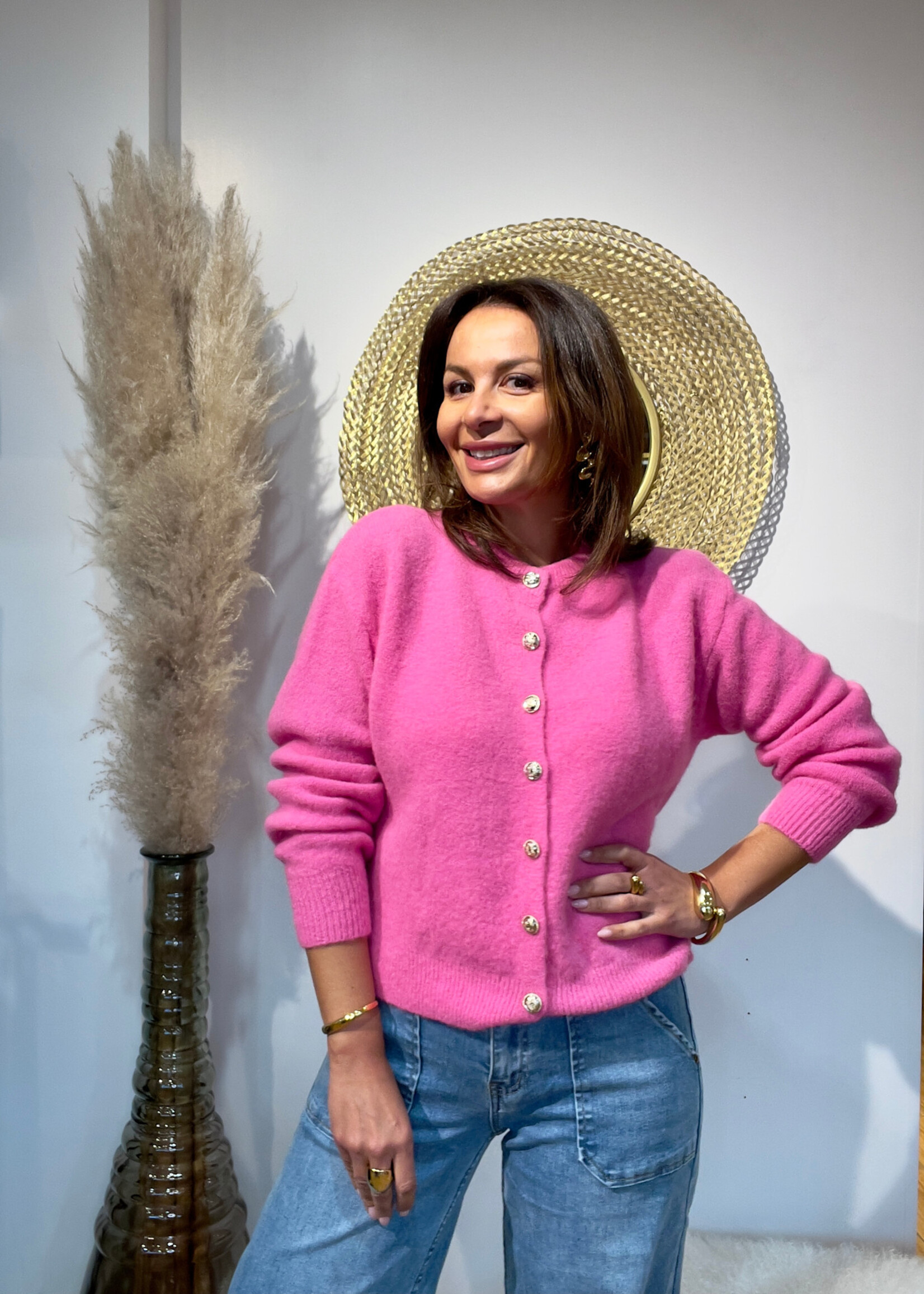 Sofia vest met gouden knopen en rond hals - ONE SIZE