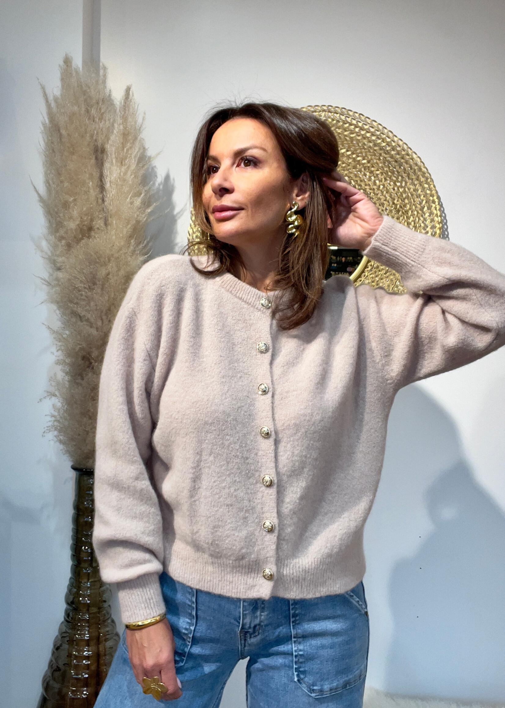 Sofia vest met gouden knopen en rond hals - ONE SIZE