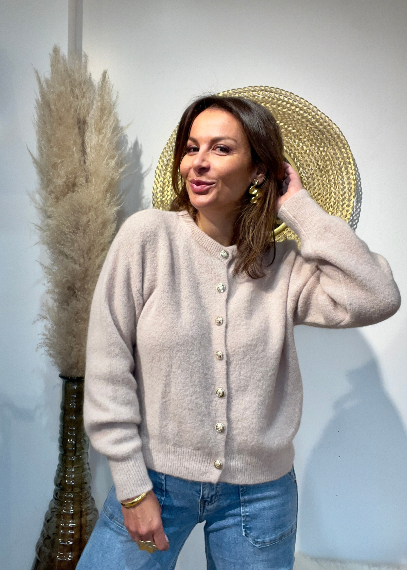 Sofia vest met gouden knopen en rond hals - ONE SIZE