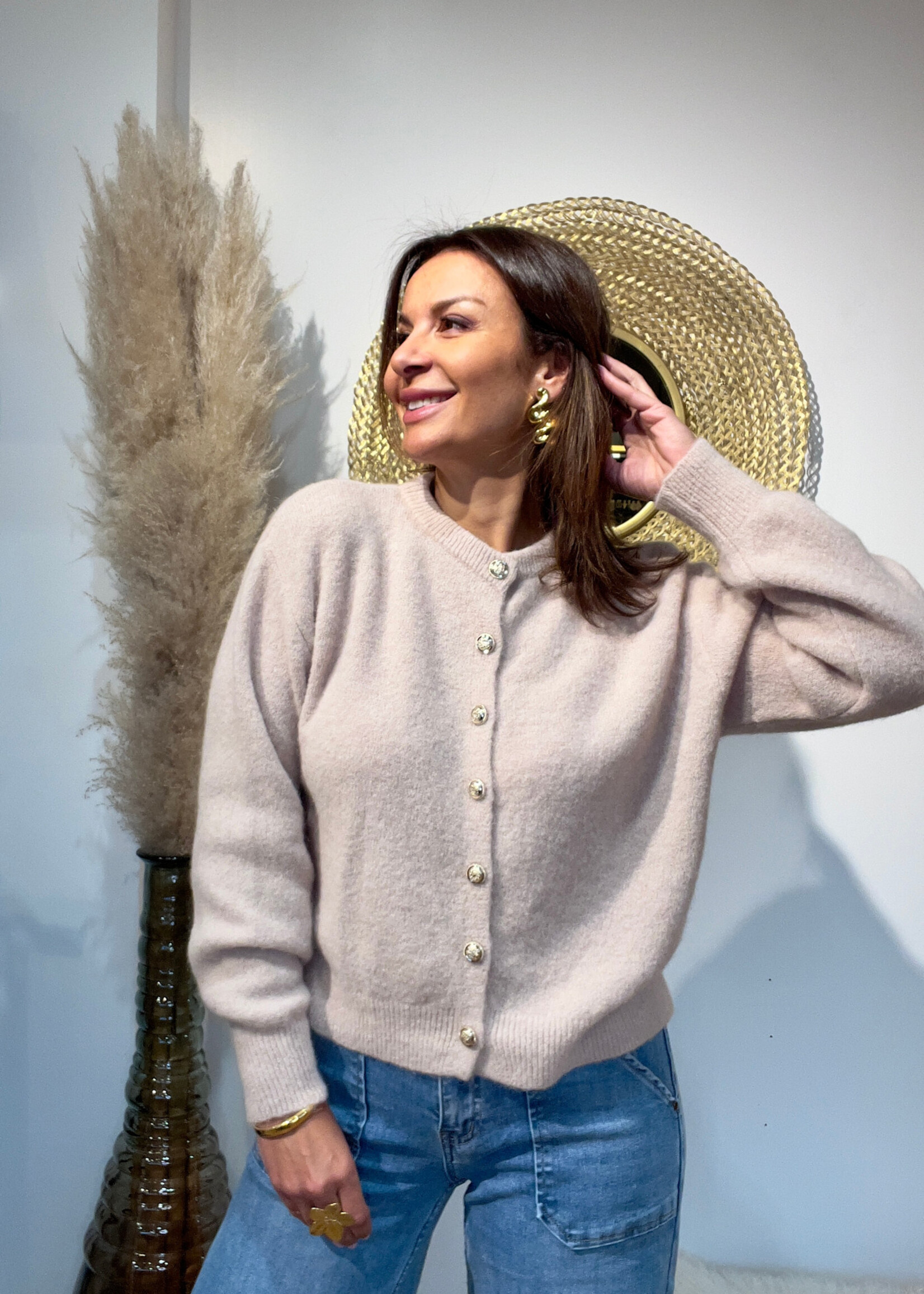 Sofia vest met gouden knopen en rond hals - ONE SIZE