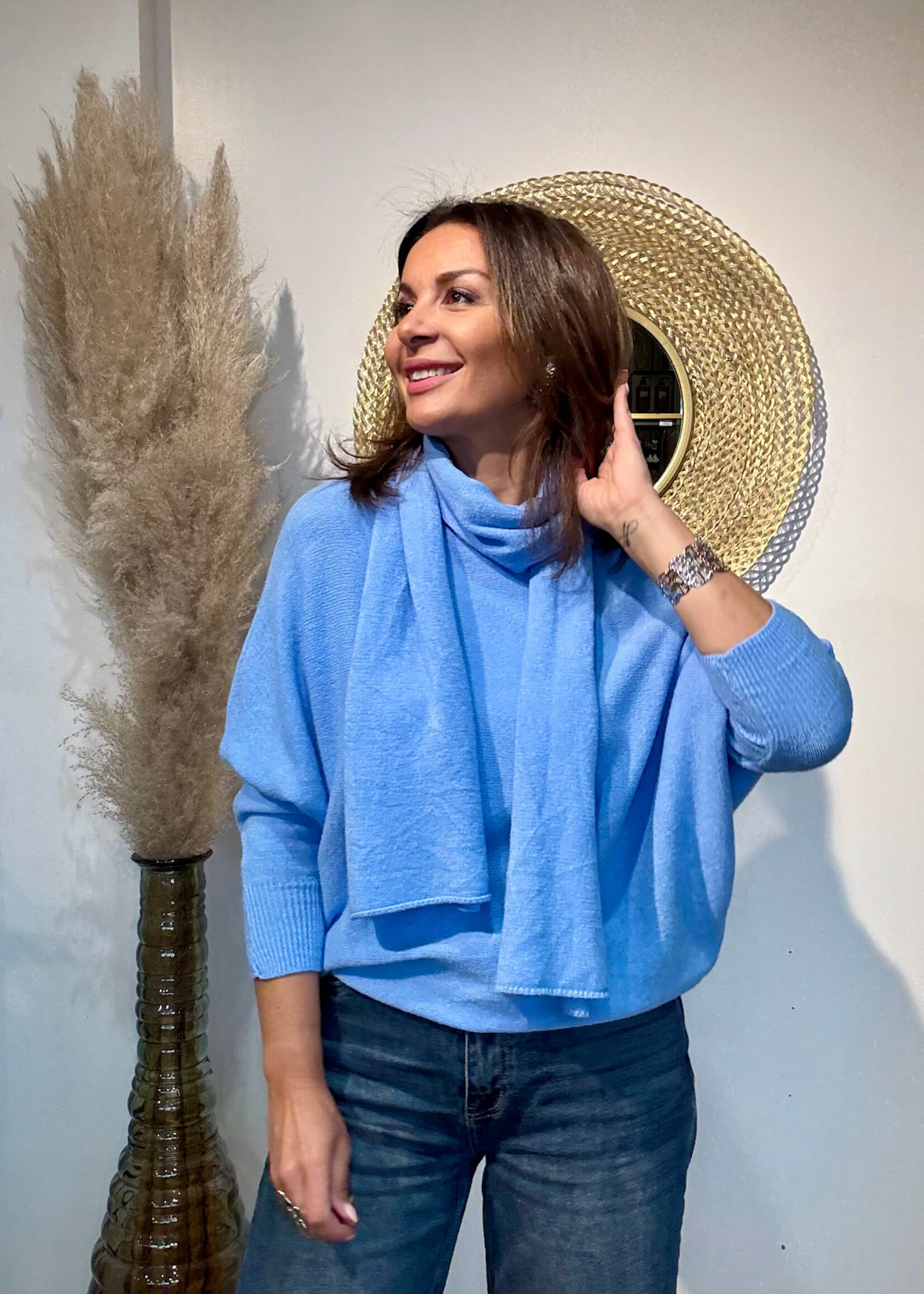 Pull Chauve-Souris avec Écharpe - Élégance Italienne