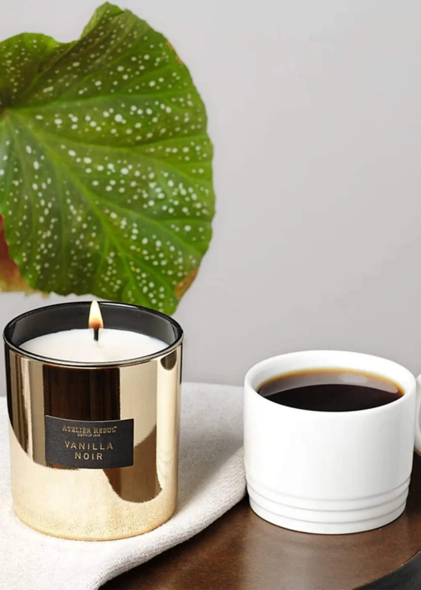 ATELIER REBUL Vanilla Noir Geurkaars 210g