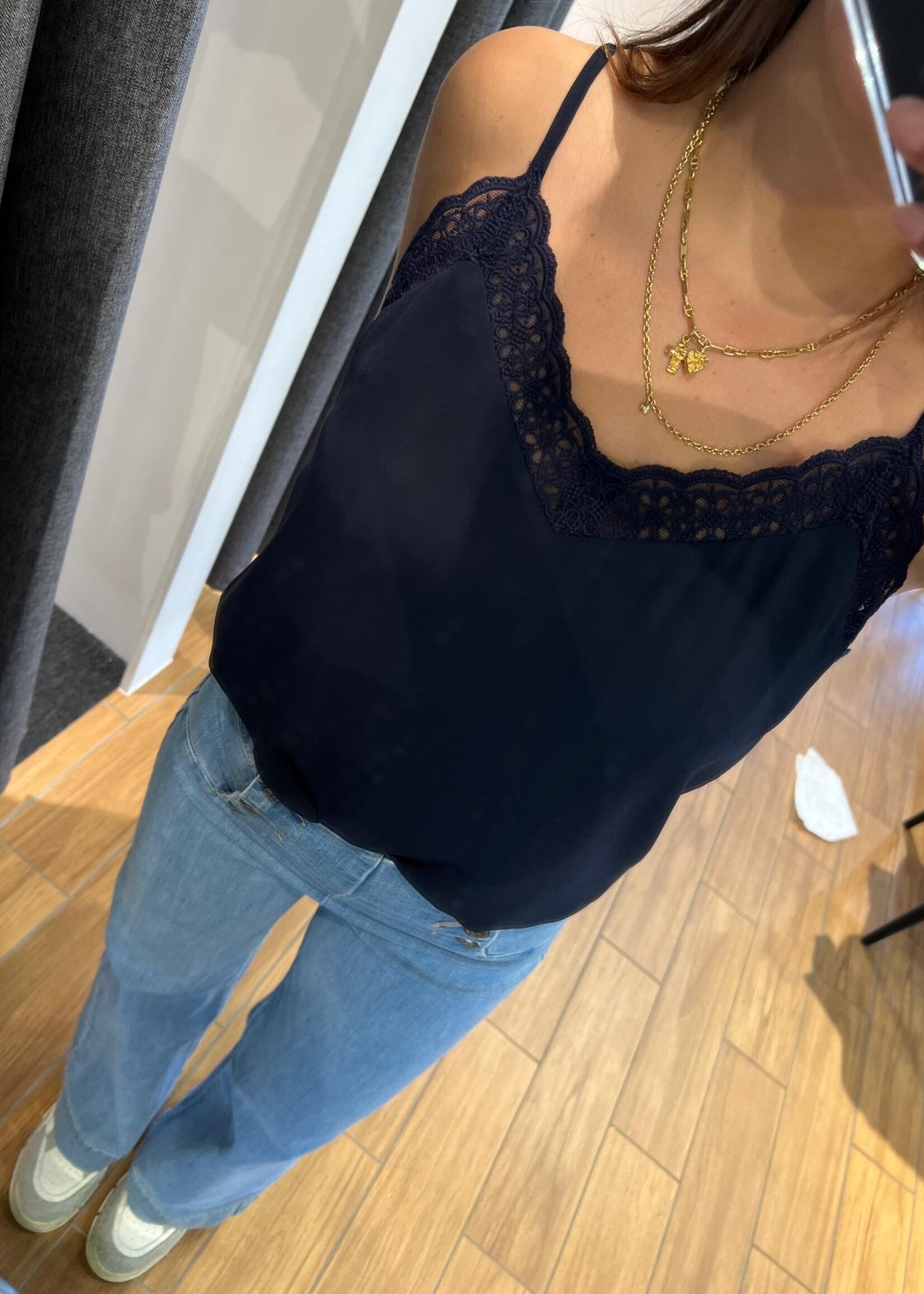 MAJOLICA NAVY TOP MJ DENTELLE VERSTELBARE BANDJES