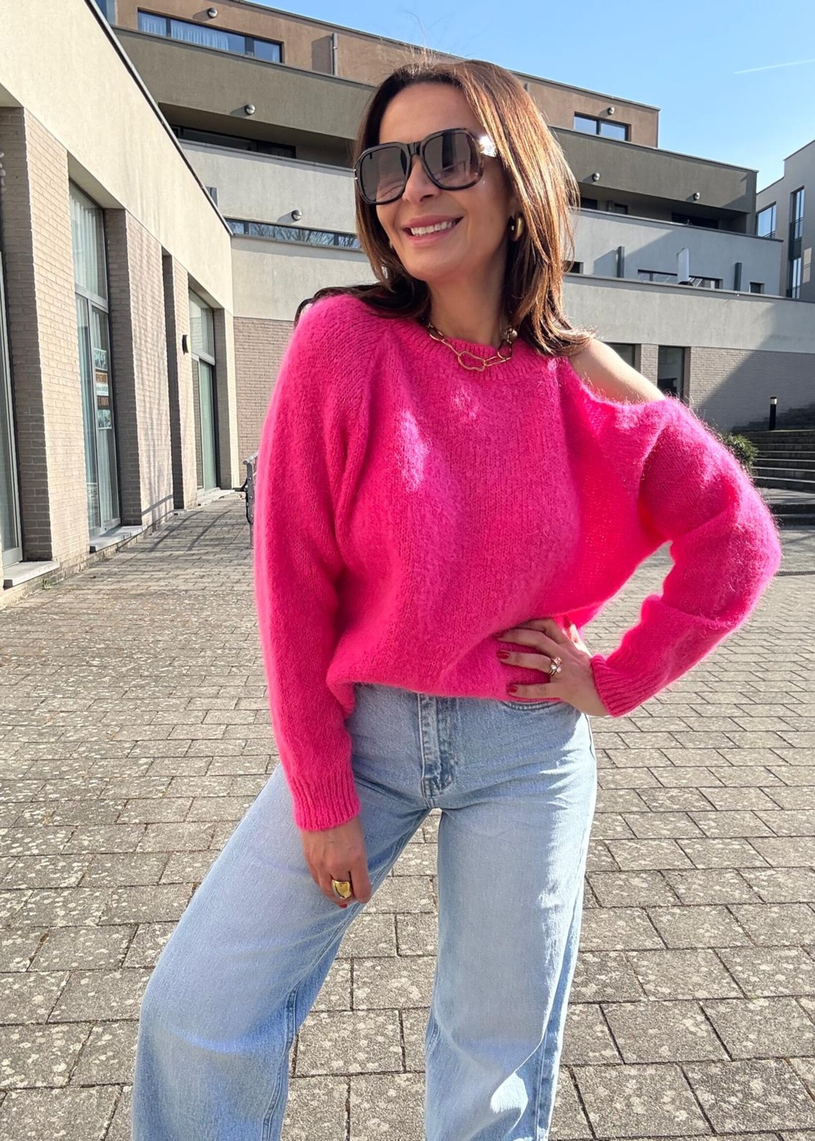 PULL KYRA MET BLOTE SCHOUDER