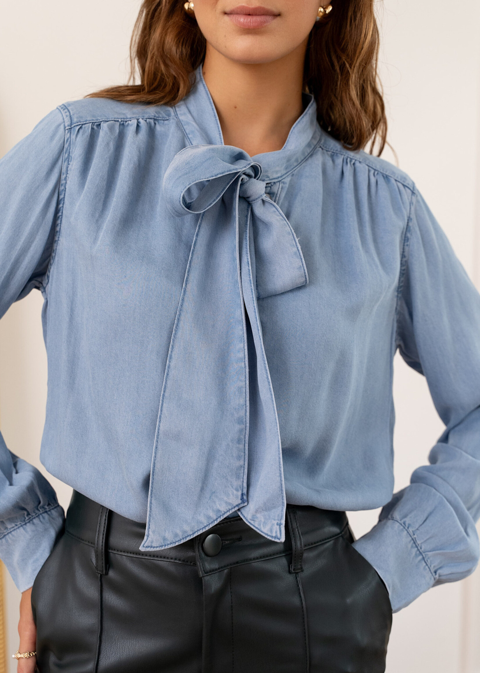 ORAIJE CHEMISE AVEC NOEUD CHARLEEN-TENCEL