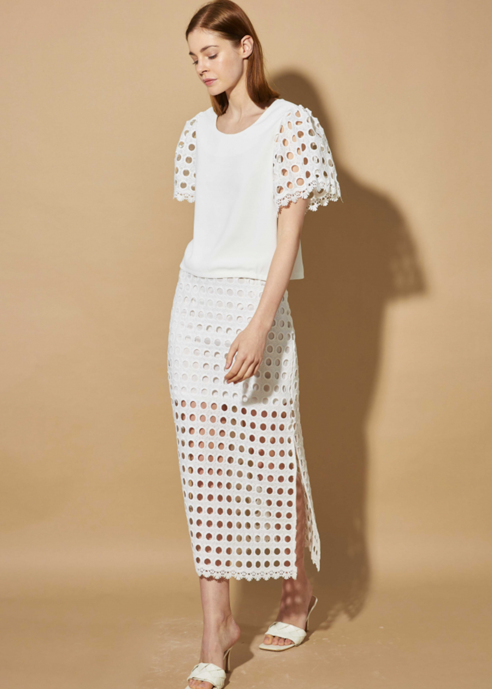 JUPE EN DENTELLE IRA