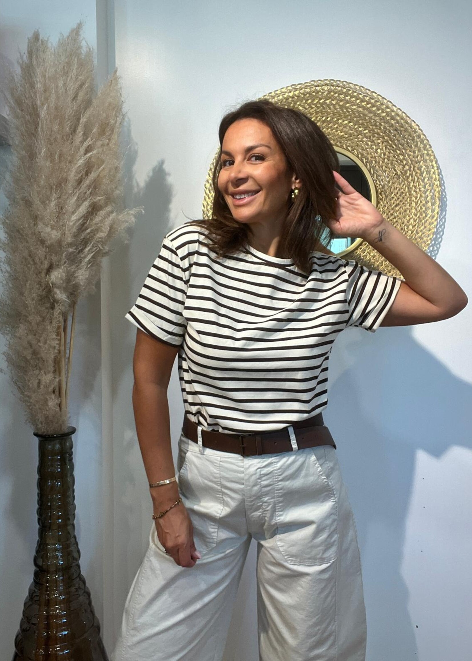 T-shirt manches courtes rayé brun et blanc – Casual et chic