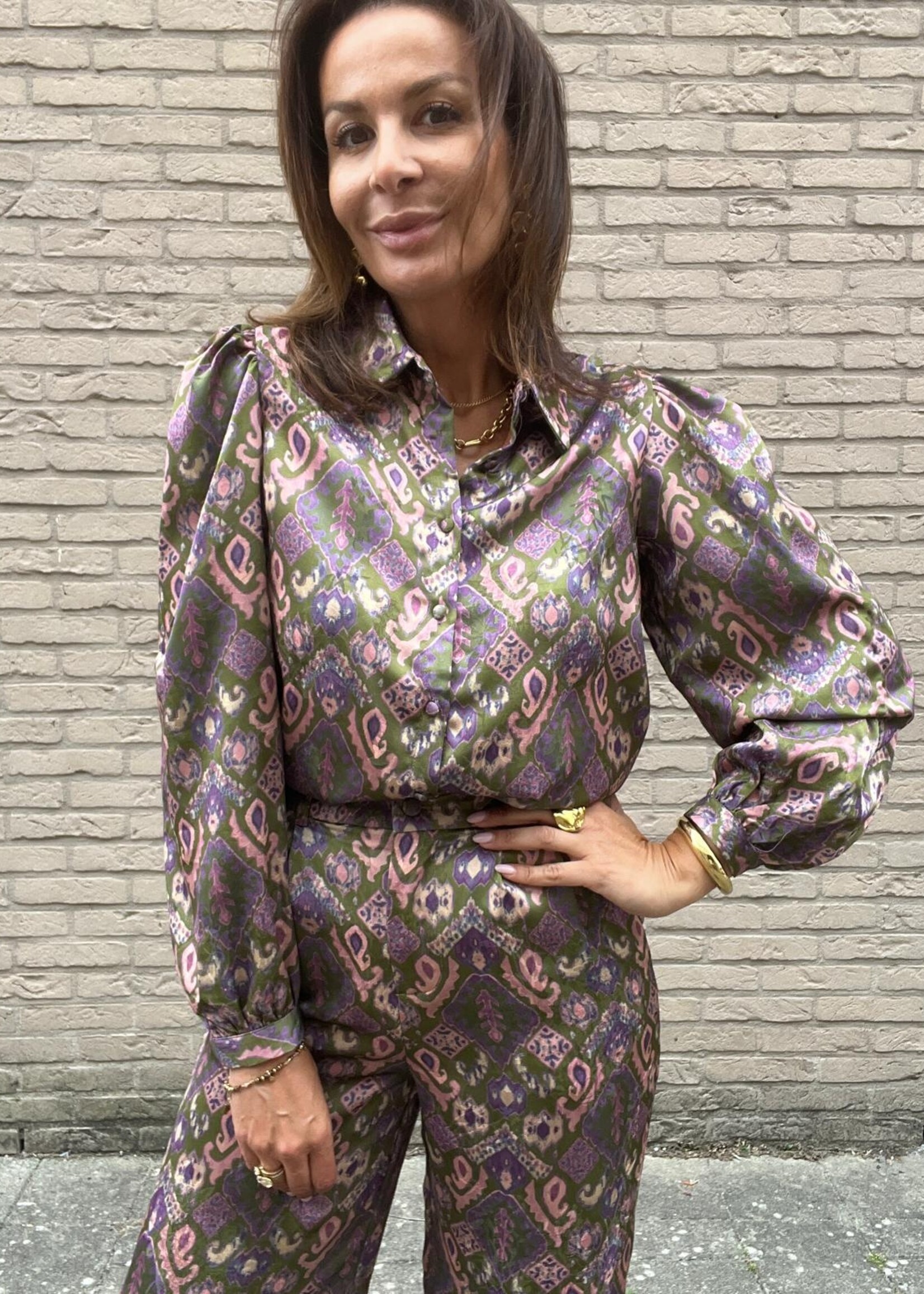 Satijnen blouse met geometrische print