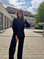 ELEGANTE BROEK MET GOUDEN KNOPEN