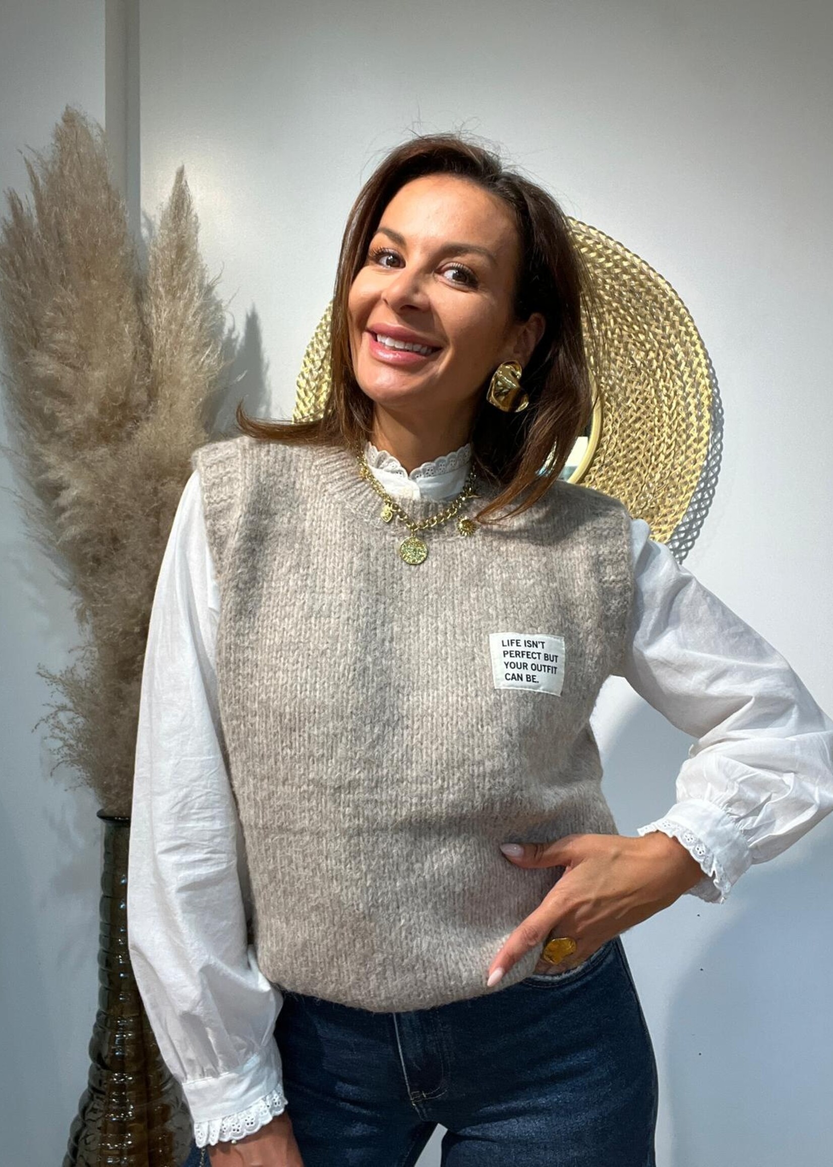 Pull sans manches avec écusson – disponible en 4 couleurs