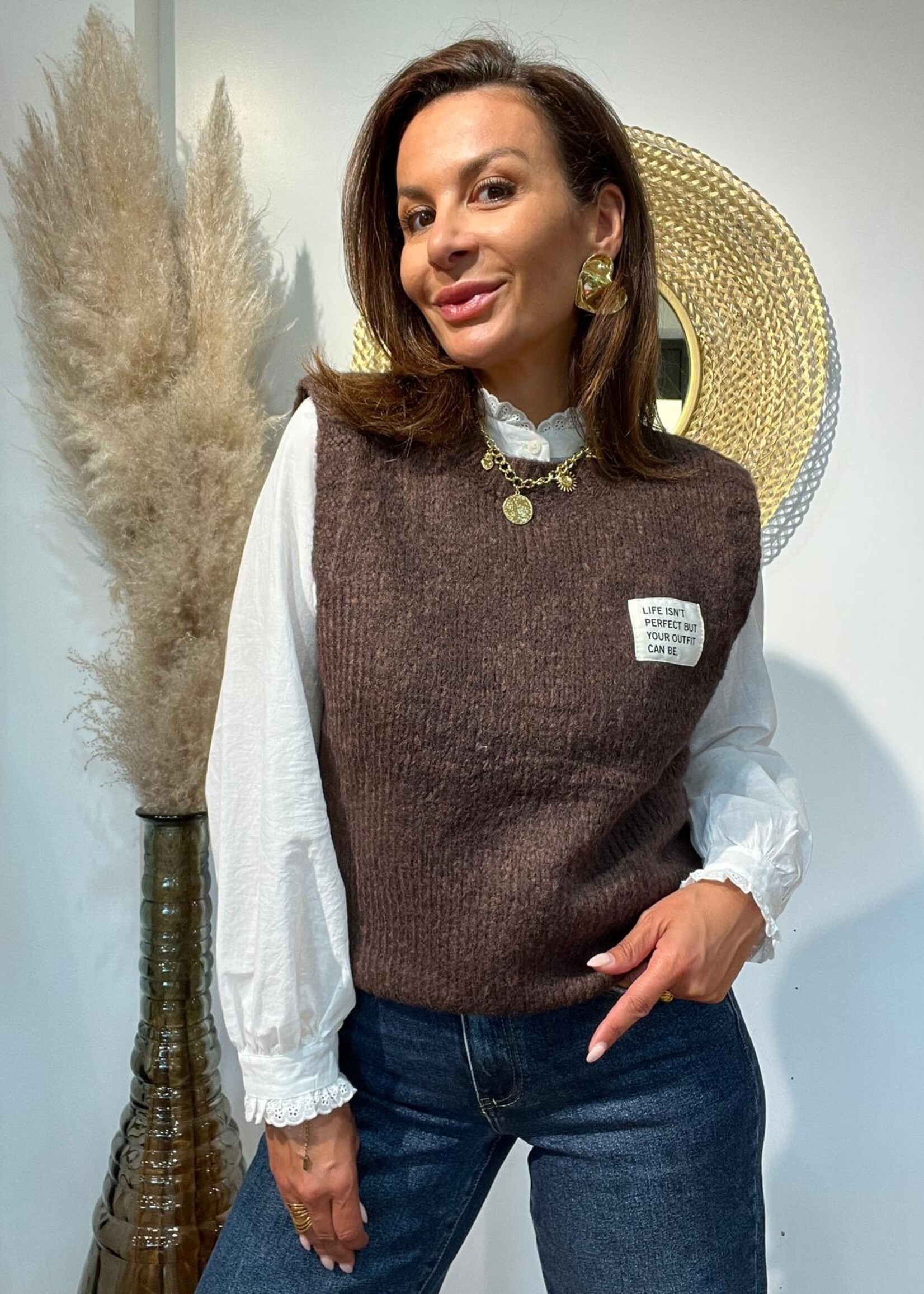 Pull sans manches avec écusson – disponible en 4 couleurs