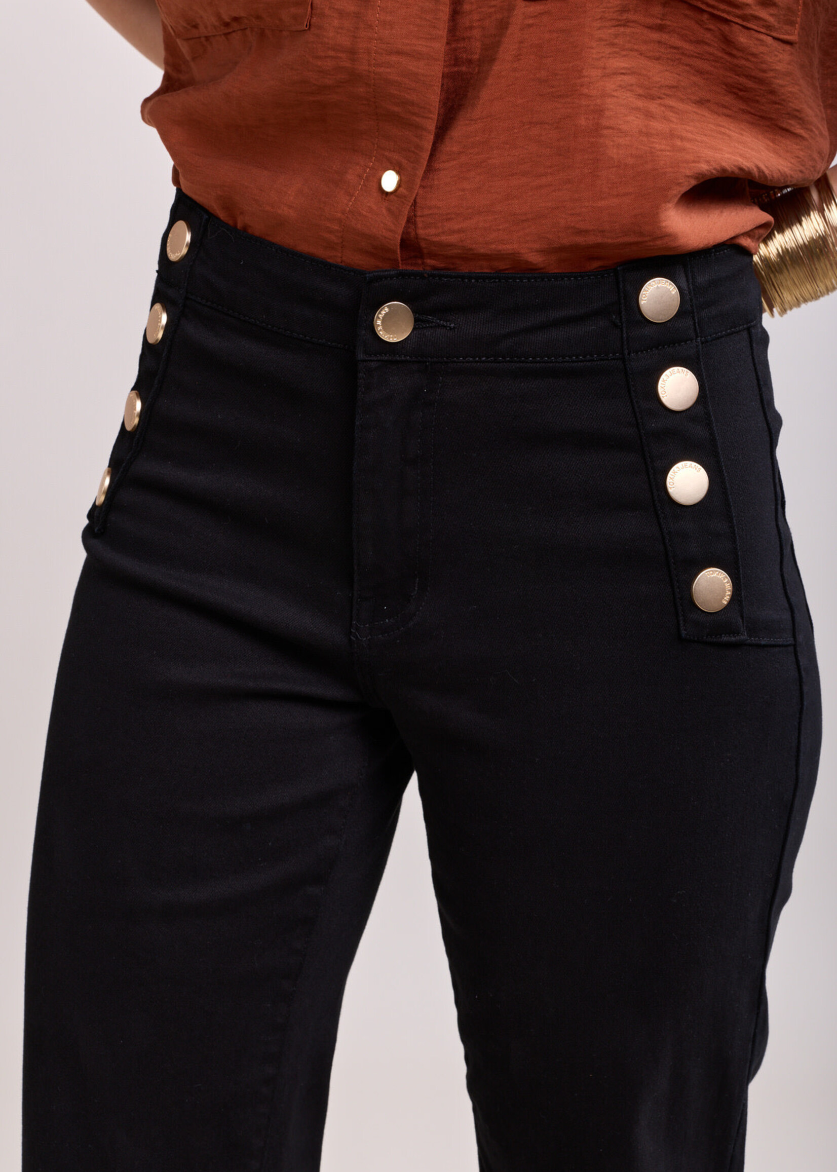 TOXIK3 TOXIK3 Bootcut jeans met gouden knopen