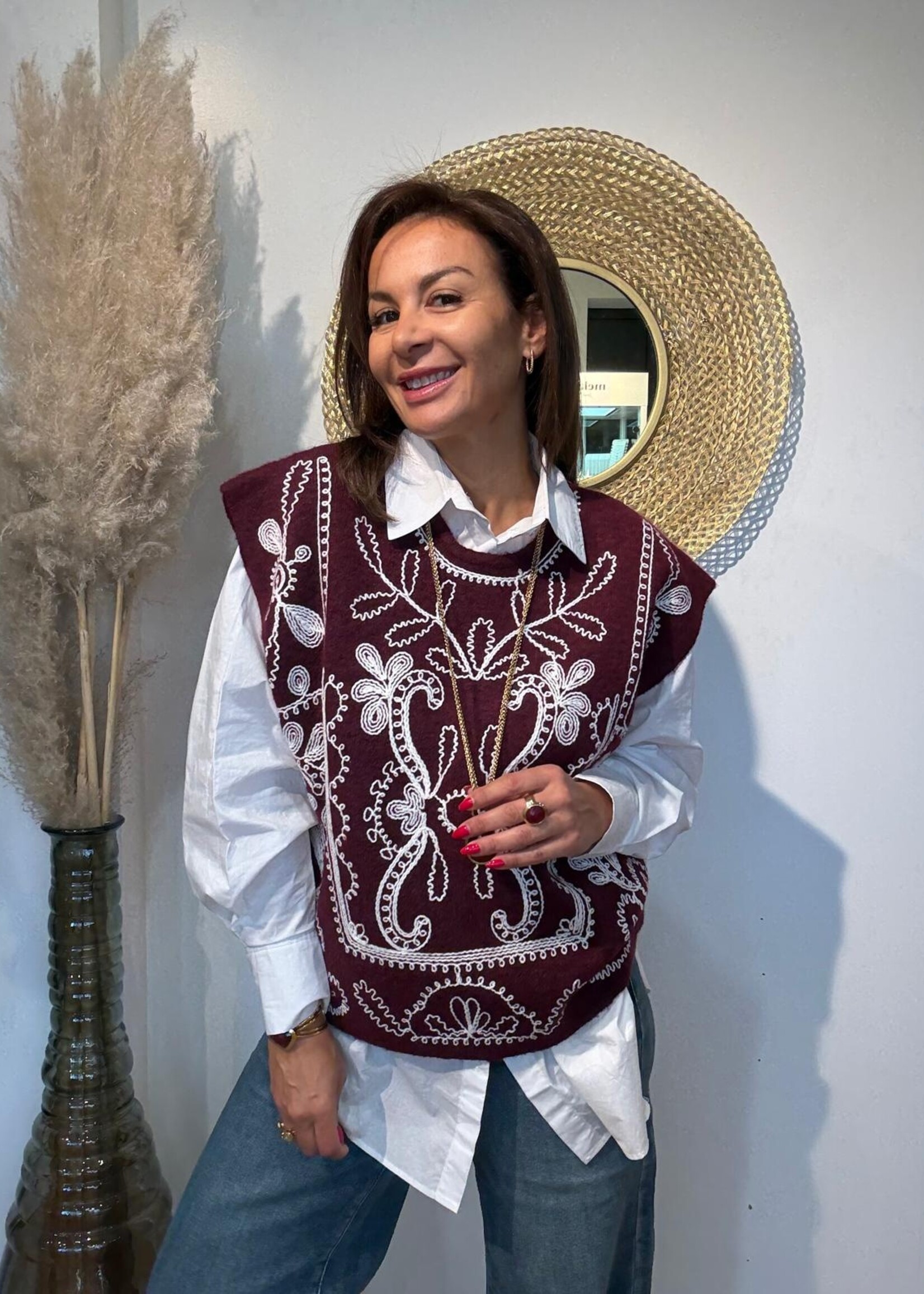 Elegante geborduurde poncho – Bordeaux, Zwart, Beige