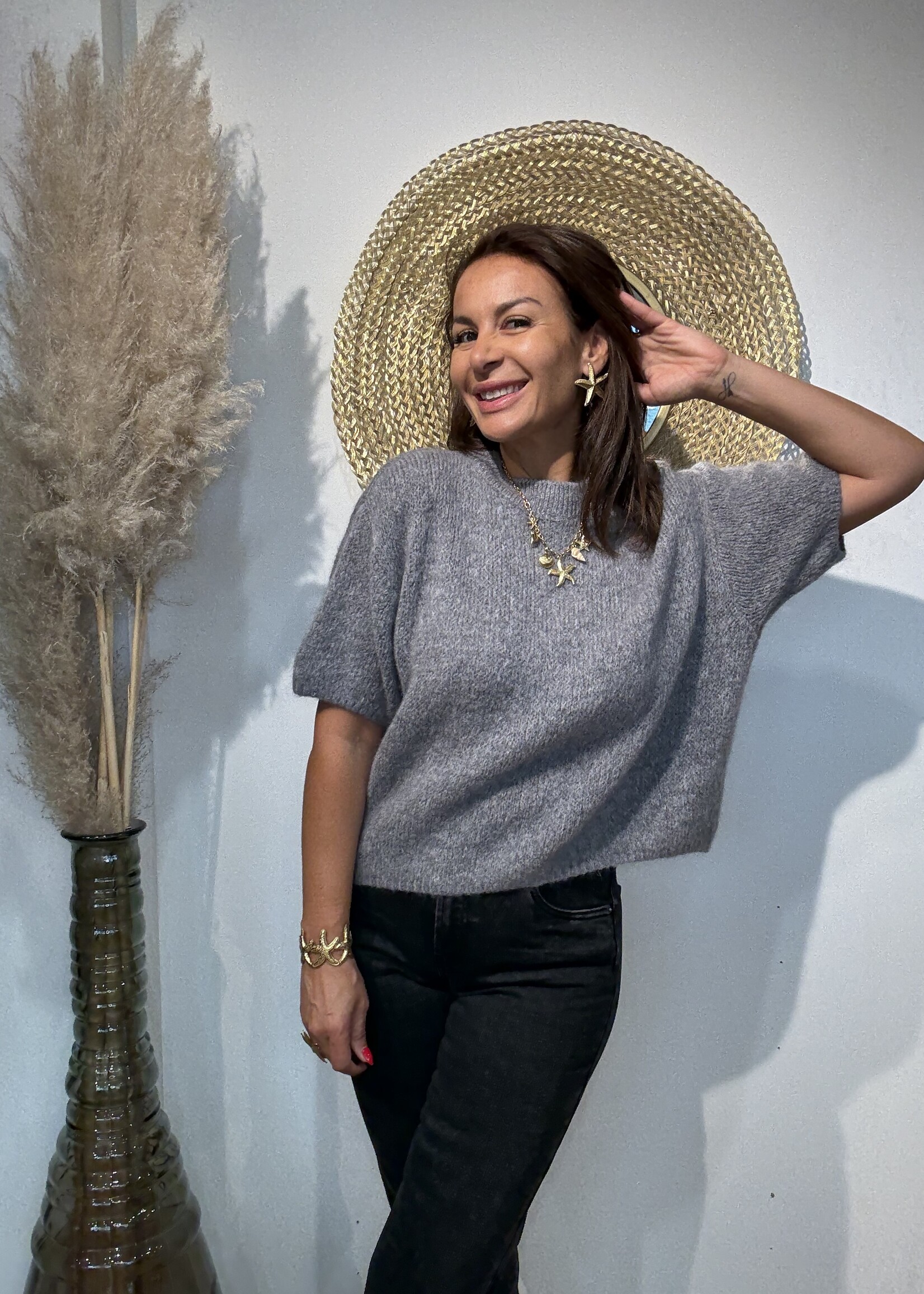 PULL KELLY COURTES MANCHES