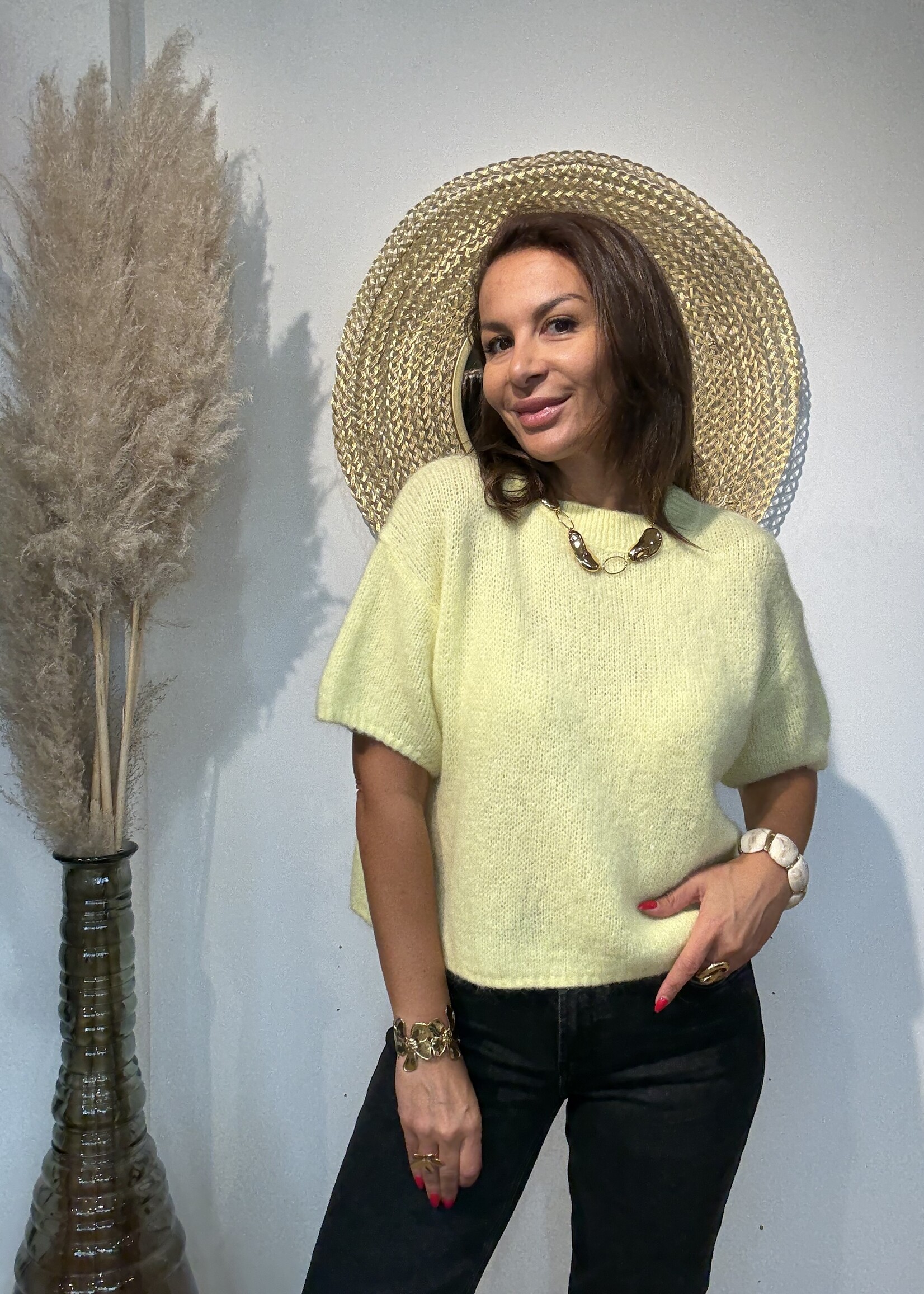 PULL KELLY COURTES MANCHES